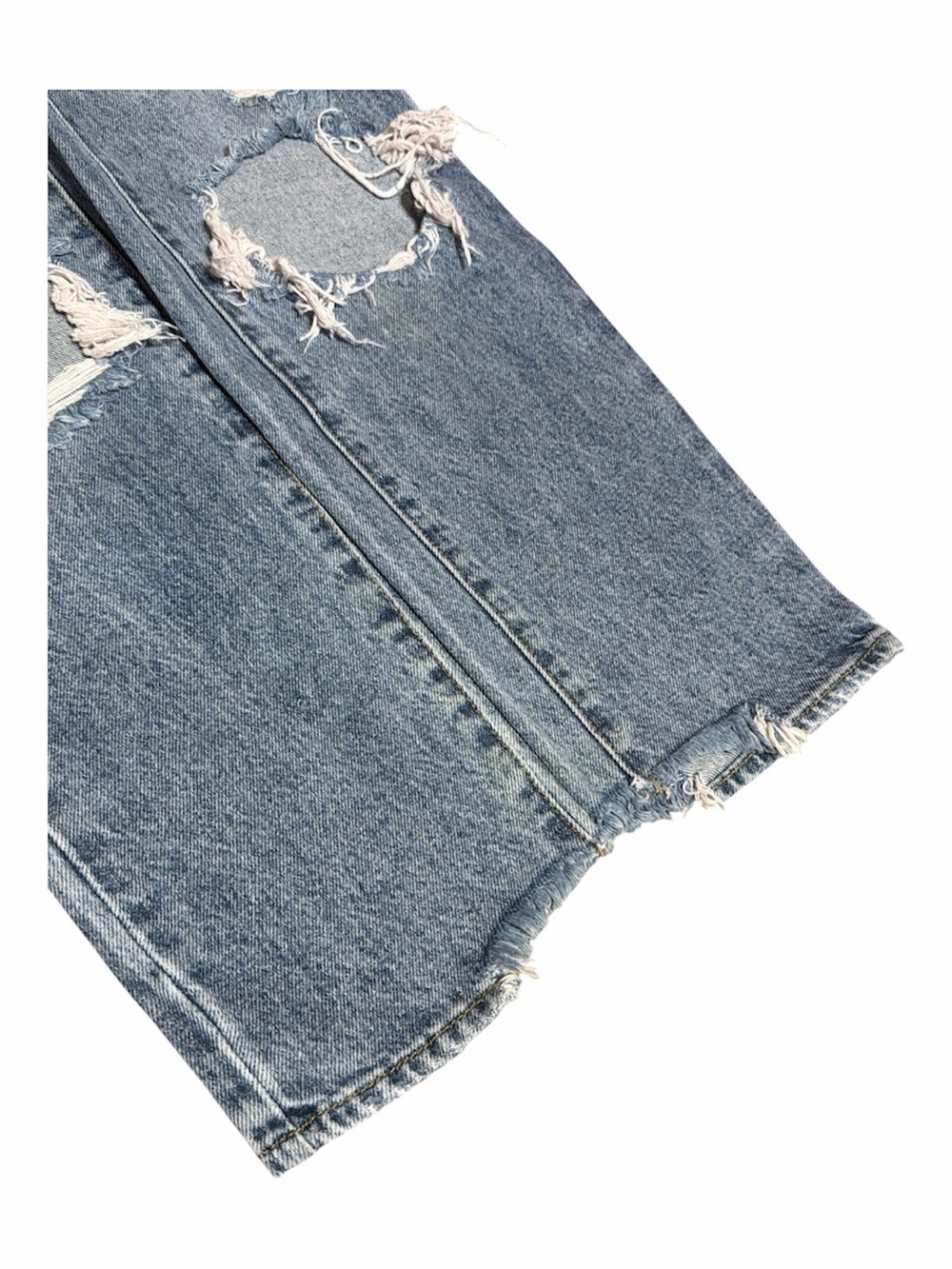 PacSun Women's Distressed Boyfriend Jeans in Light Blue Denim - Picture 10 of 10
